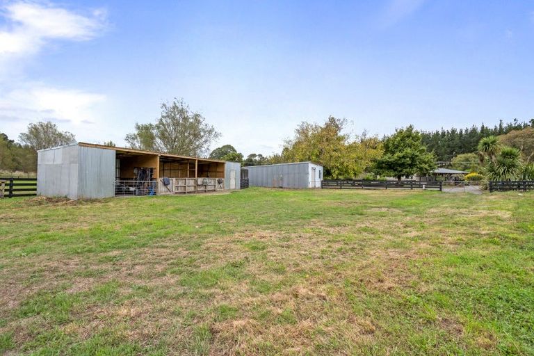 Photo of property in 21 Raumai Road, Bulls, 4894