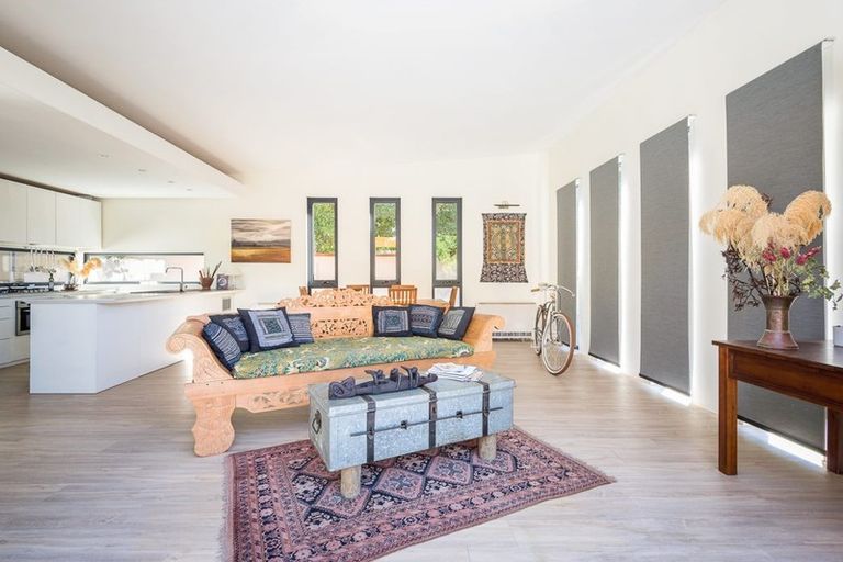 Photo of property in 3 Plumwood Lane, Cashmere, Christchurch, 8022