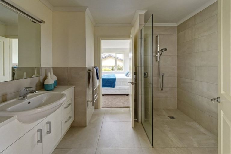 Photo of property in 21 Fairview Avenue, Feilding, 4702