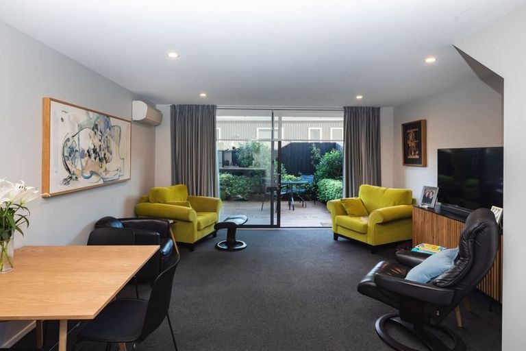 Photo of property in 4/193 Kilmore Street, Christchurch Central, Christchurch, 8013