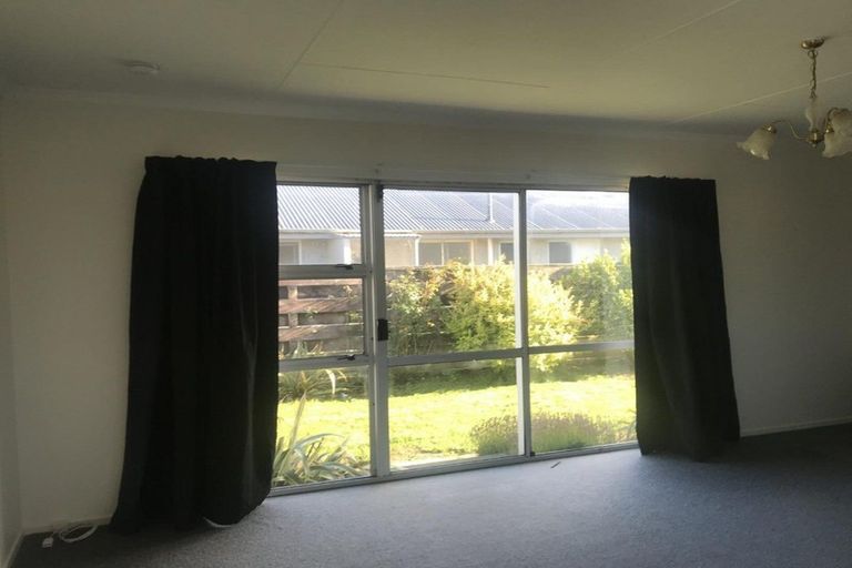 Photo of property in 44 Wicklow Street, Clifton, Invercargill, 9812