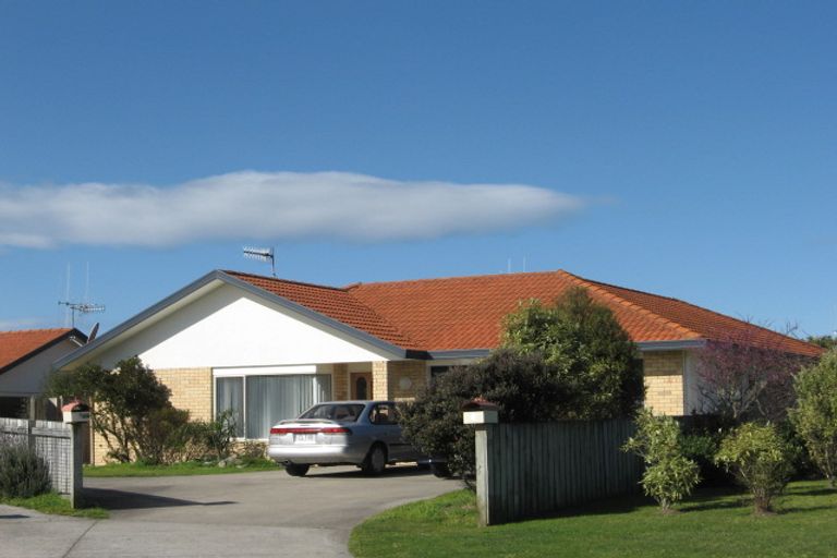 Photo of property in 9 Reef Avenue, Papamoa Beach, Papamoa, 3118