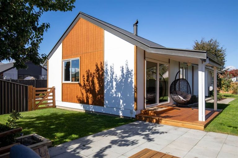 Photo of property in 103 Waenga Drive, Cromwell, 9310