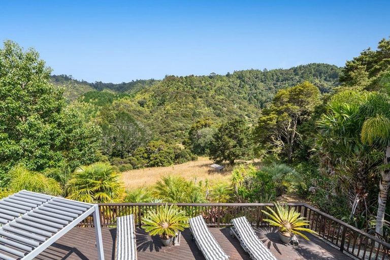 Photo of property in 121 Noakes Hill Road, Puhoi, Silverdale, 0994