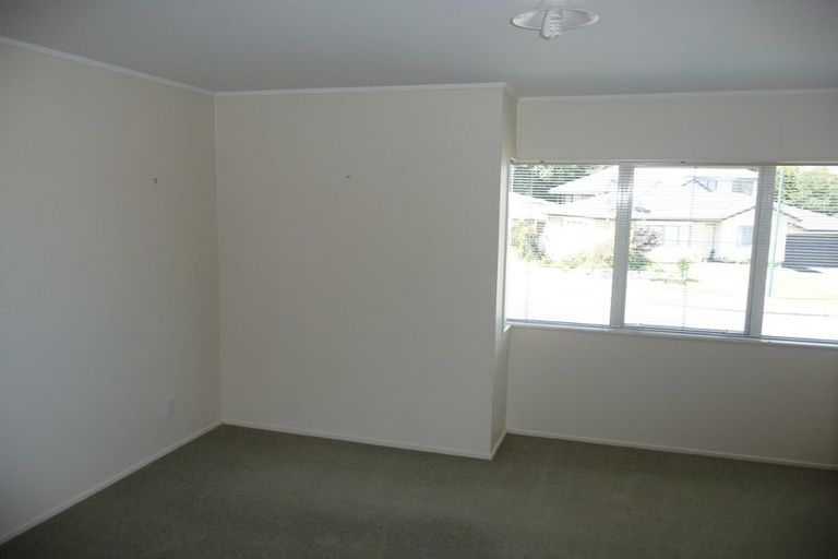 Photo of property in 14 Ellenbury Place, Stanmore Bay, Whangaparaoa, 0932
