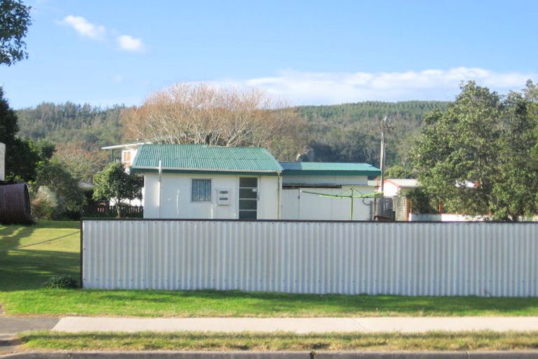 Photo of property in 208 Hetherington Road, Whangamata, 3620