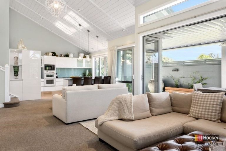 Photo of property in 7 Ian Place, Waihi Beach, 3611