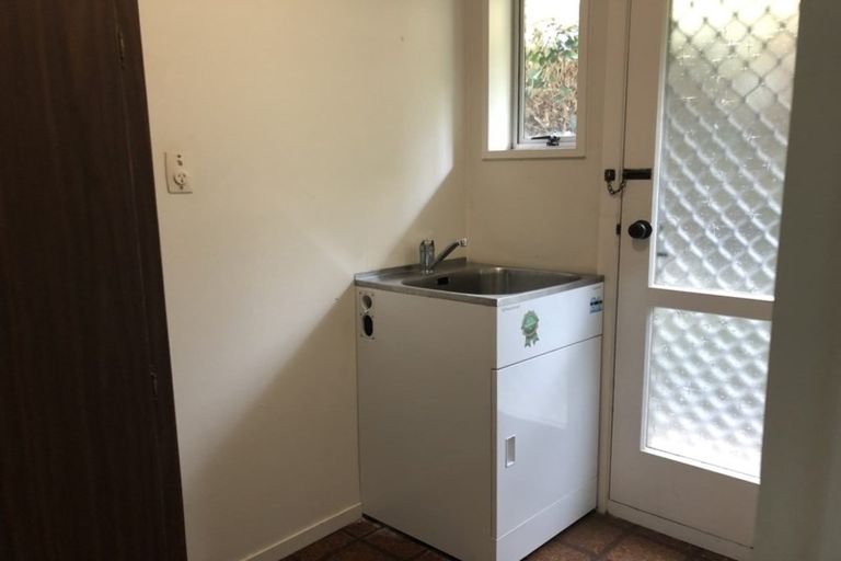 Photo of property in 17 Witbrock Crescent, Burnside, Christchurch, 8053