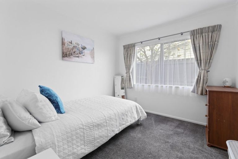 Photo of property in 13c Nelson Street, Papakura, 2110
