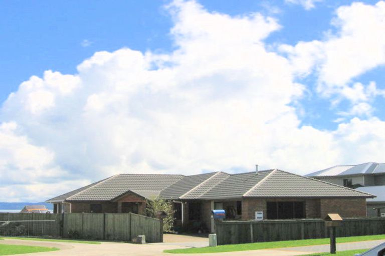 Photo of property in 10 Hulme Place, Owhata, Rotorua, 3010