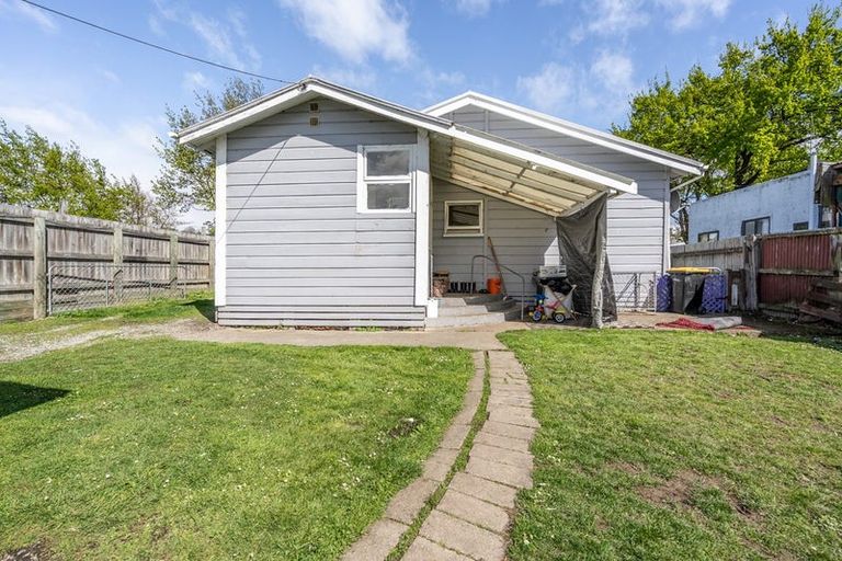 Photo of property in 98 Hokonui Drive, Gore, 9710