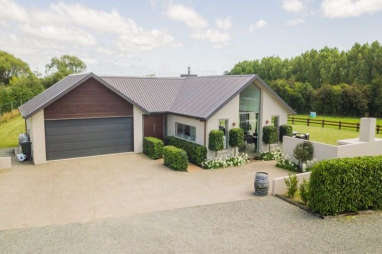 Photo of property in 39 Egerton Road, Winton, 9781