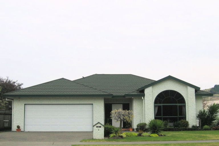 Photo of property in 9 Kensington Drive, Taradale, Napier, 4112