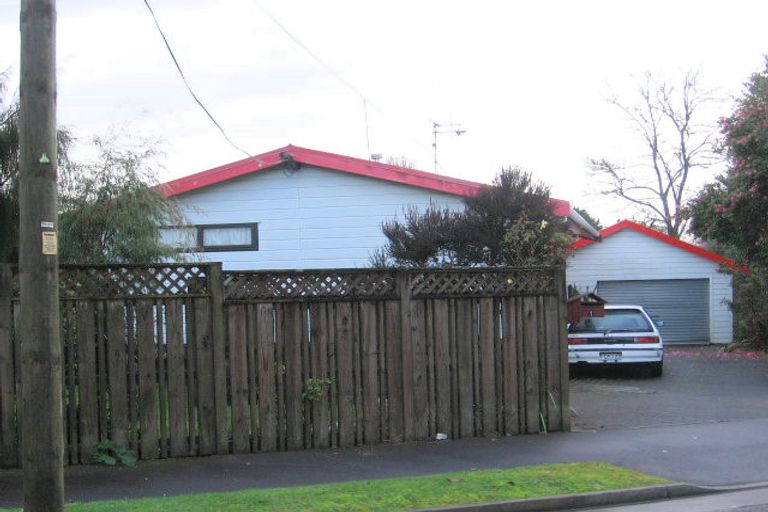 Photo of property in 1 Stewart Place, Melville, Hamilton, 3206