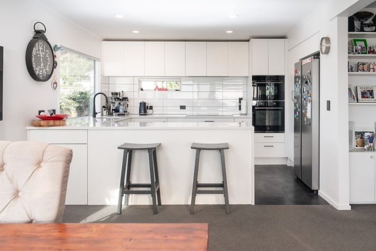 Photo of property in 52 Ames Street, Paekakariki, 5034