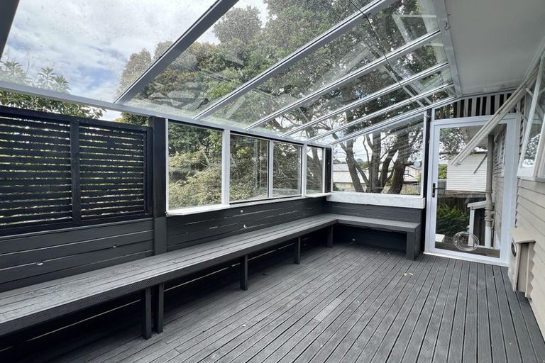 Photo of property in 4 Elliott Avenue, Bayview, Auckland, 0629