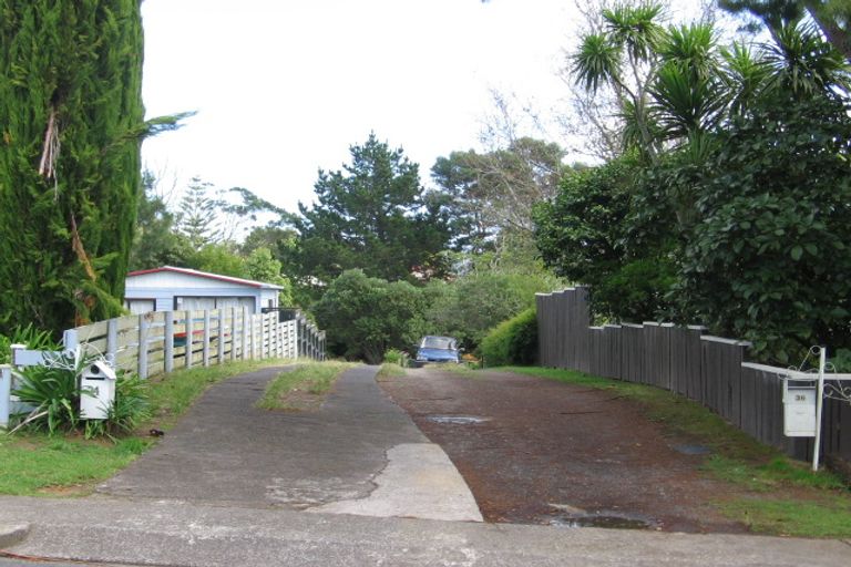 Photo of property in 34 Kingdale Road, Henderson, Auckland, 0610