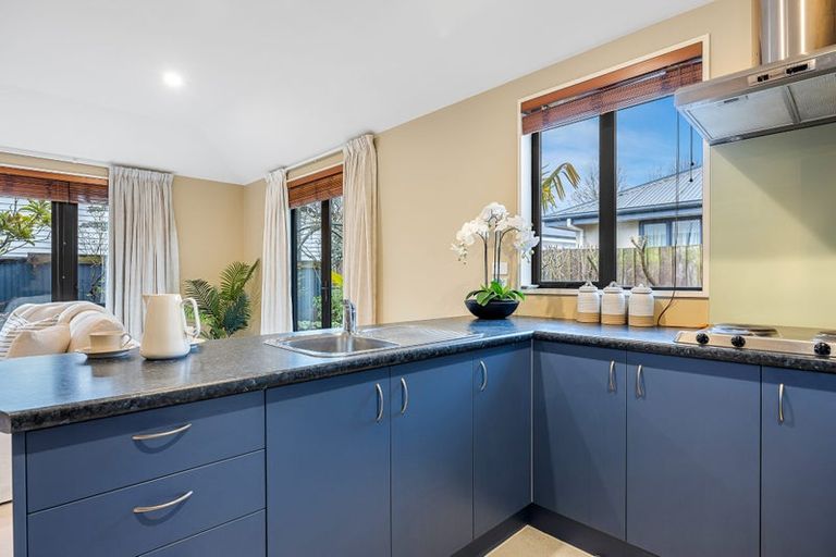 Photo of property in 15 Mary Street, Papanui, Christchurch, 8053