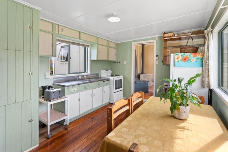 Photo of property in 266 Hokianga Harbour Drive, Omapere, Kaikohe, 0473