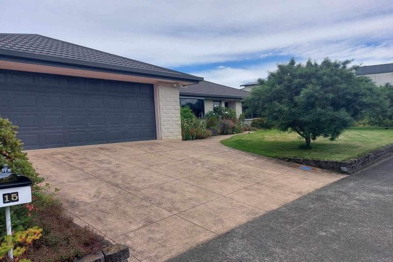 Photo of property in 15 Cody Crescent, Lansdowne, Masterton, 5810