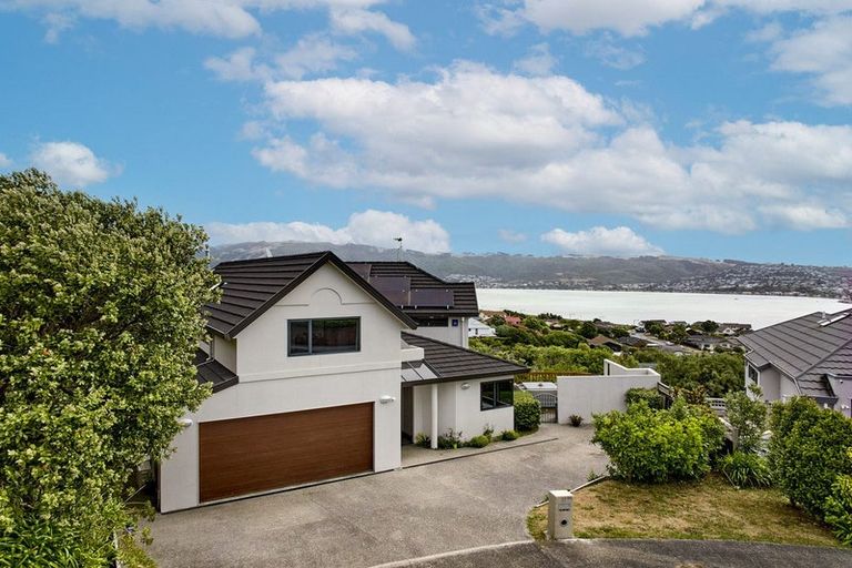 Photo of property in 17 Dornoch Place, Papakowhai, Porirua, 5024