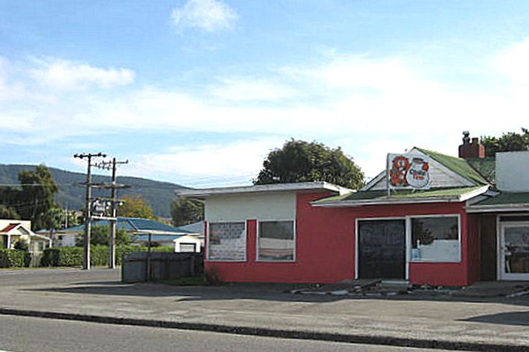 Photo of property in 102 Shearman Street, Waimate, 7924