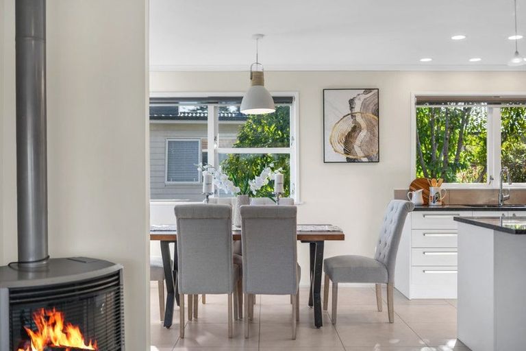 Photo of property in 36 Compton Street, Hillcrest, Auckland, 0627