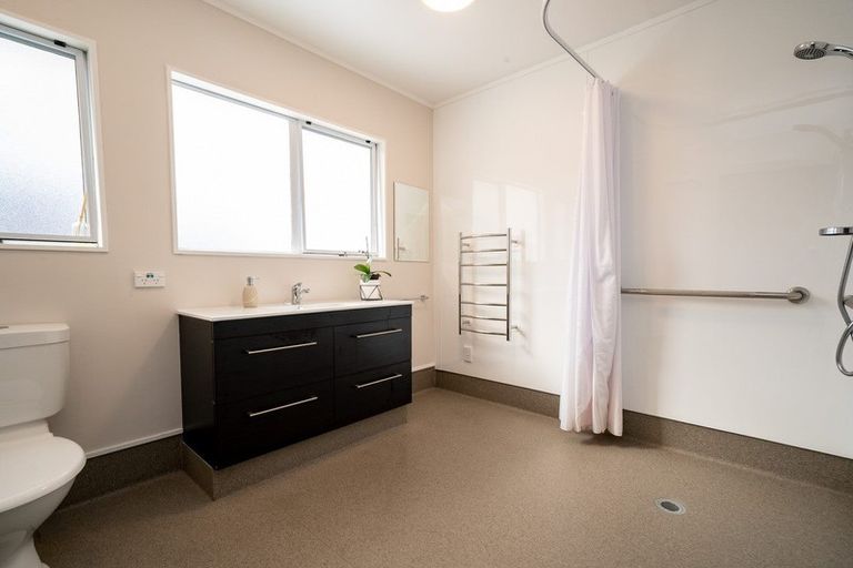 Photo of property in 1 Walpole Street, Leamington, Cambridge, 3432