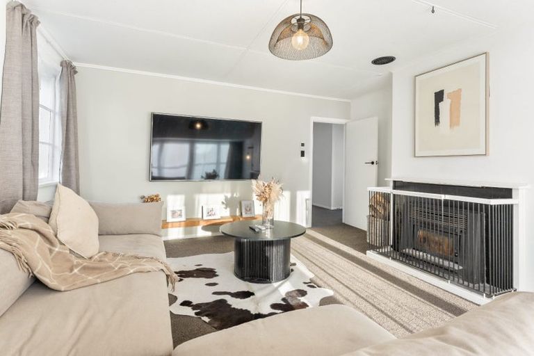 Photo of property in 21 Hadfield Crescent, College Estate, Whanganui, 4500