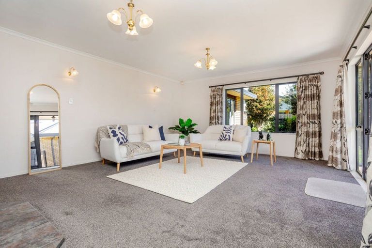 Photo of property in 19 King Street, Dannevirke, 4930