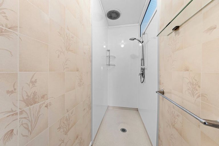 Photo of property in 140 Parklands Avenue, Bell Block, New Plymouth, 4312