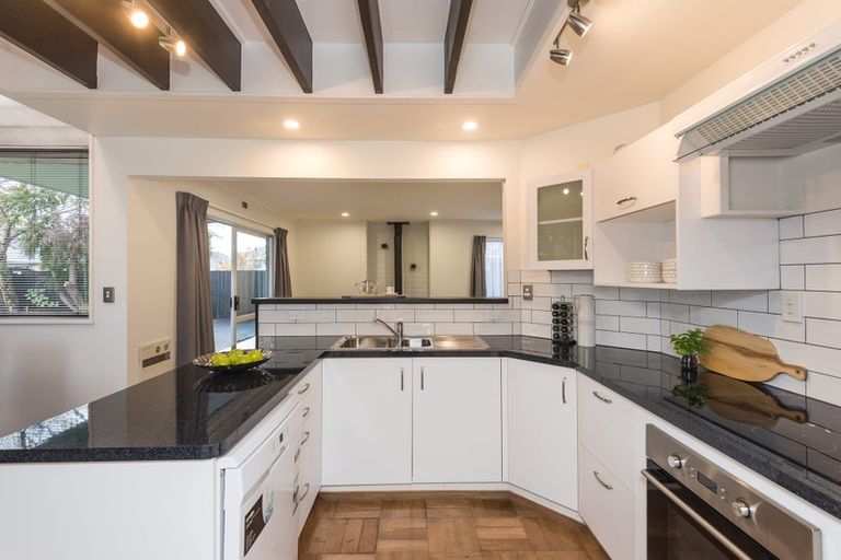 Photo of property in 22 Saint Pauls Place, Burwood, Christchurch, 8083