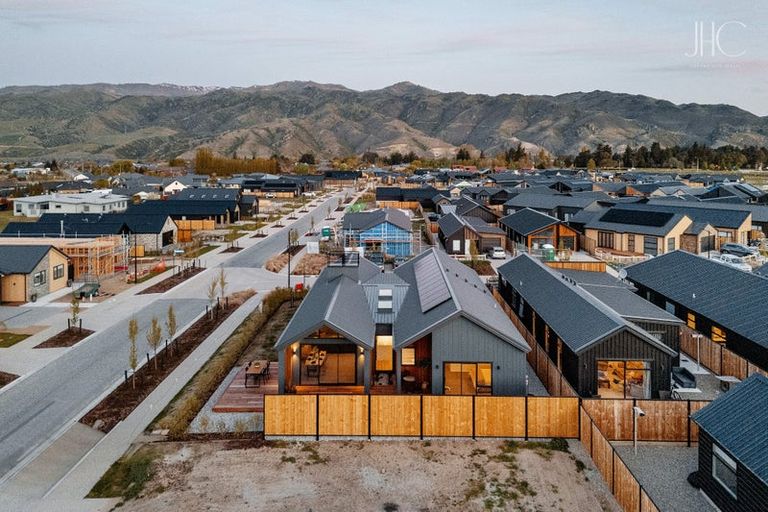 Photo of property in 28 Magnum Drive, Cromwell, 9310