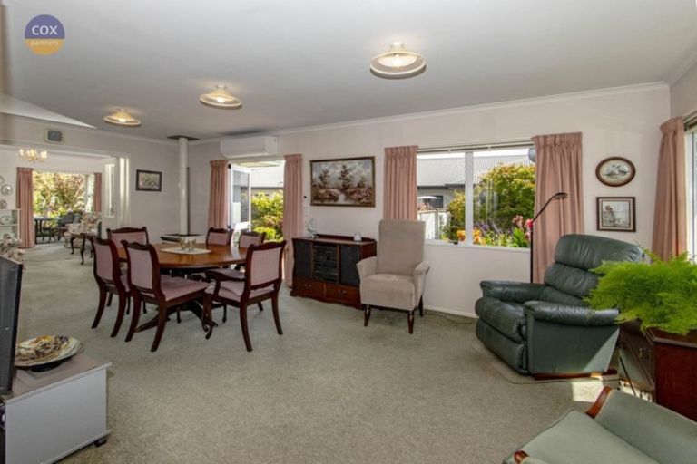 Photo of property in 21 Palmbrook Avenue, Havelock North, 4130