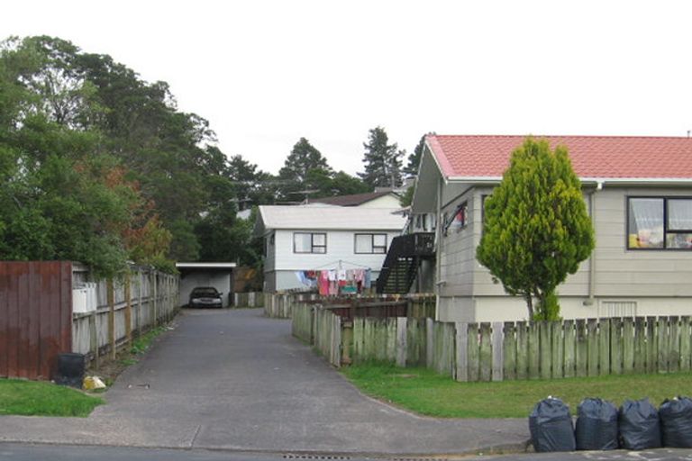 Photo of property in 10b Holmes Drive South, Massey, Auckland, 0614