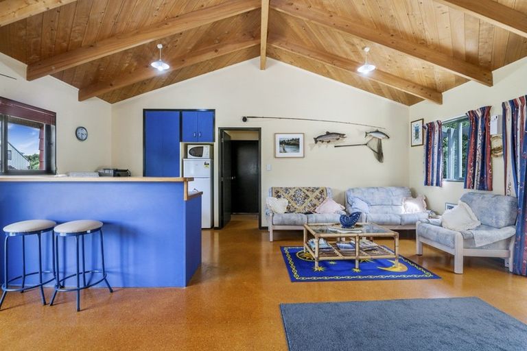 Photo of property in 13 Te Waaka Terrace, Kuratau, Turangi, 3381