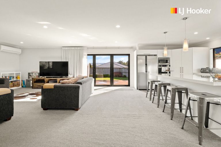 Photo of property in 299 Gladstone Road North, Mosgiel, 9092