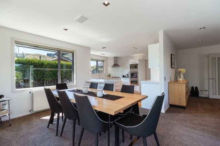 Photo of property in 50 Erskine Street, Lake Hayes, Queenstown, 9304