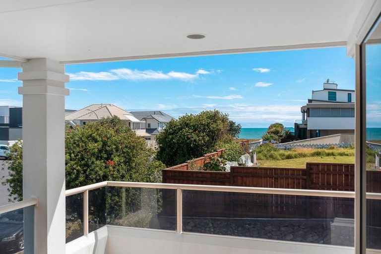 Photo of property in 6a Sunbrae Grove, Mount Maunganui, 3116