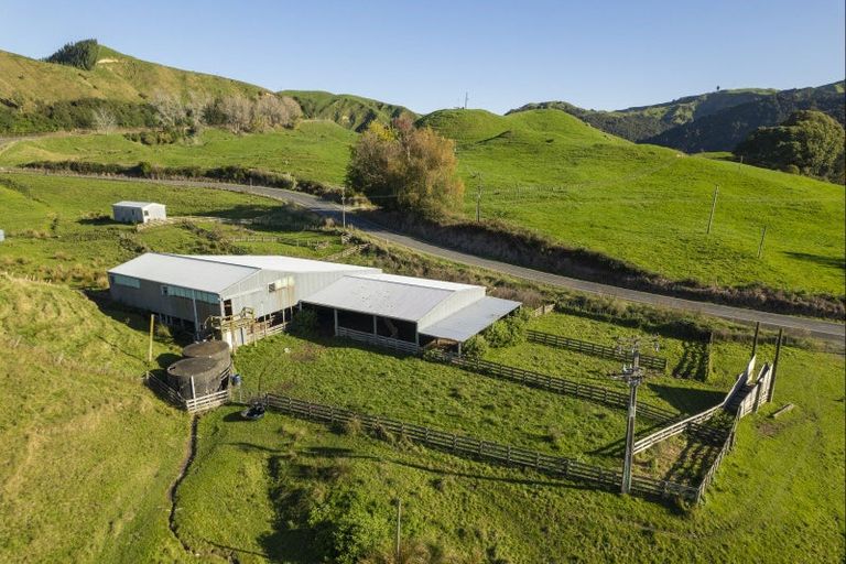 Photo of property in 4127 Tiniroto Road, Tiniroto, 4078