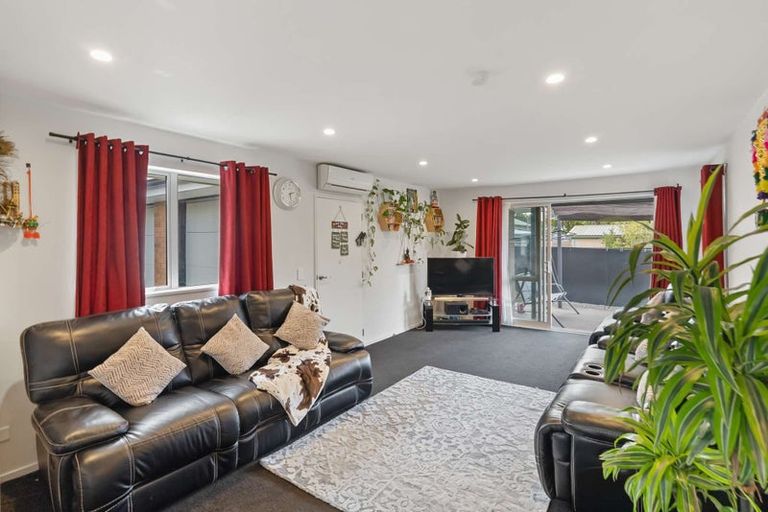 Photo of property in 1/50 Buckleys Road, Linwood, Christchurch, 8062