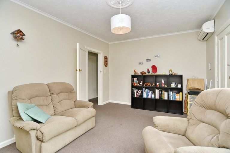 Photo of property in 2/20 Donald Place, St Albans, Christchurch, 8014