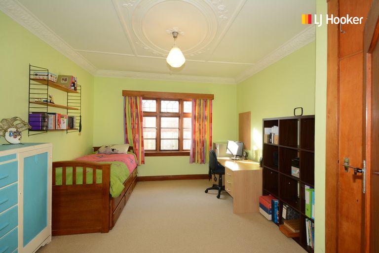 Photo of property in 97 Tomahawk Road, Andersons Bay, Dunedin, 9013