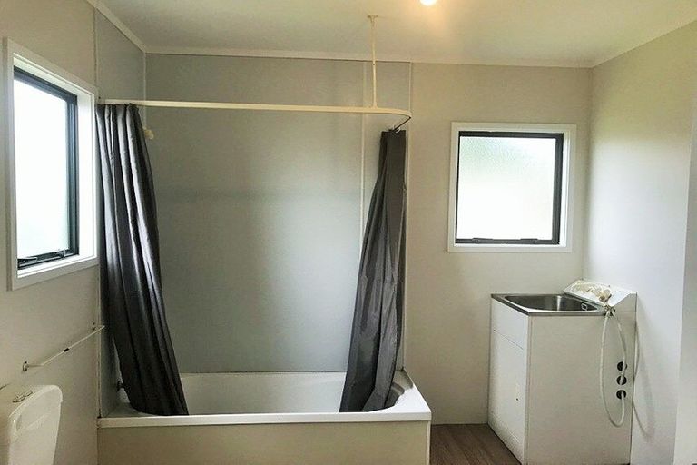 Photo of property in 278 Triangle Road, Massey, Auckland, 0614