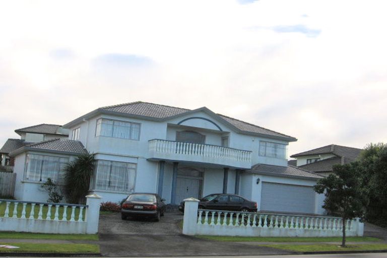 Photo of property in 10 Annalong Road, Dannemora, Auckland, 2016