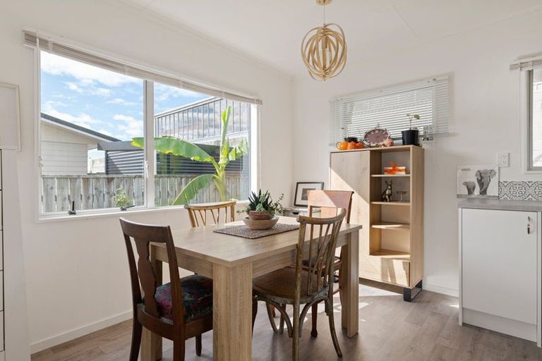 Photo of property in 2/16 Parkers Road, Tahunanui, Nelson, 7011