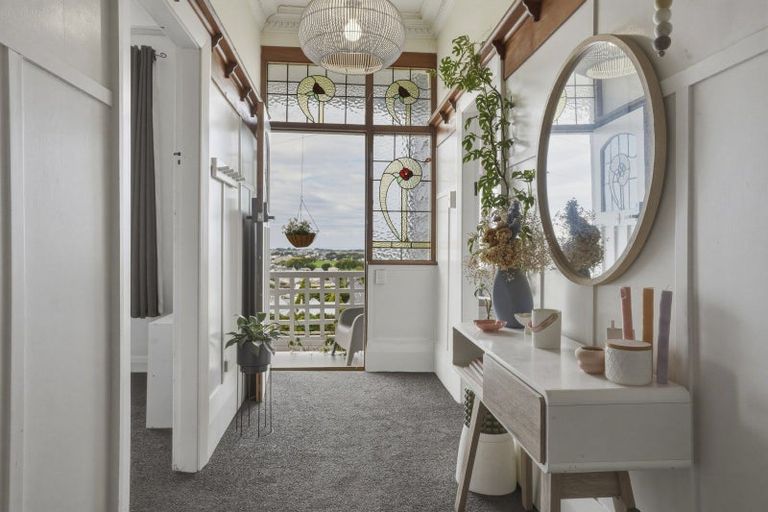 Photo of property in 24 Bridge Street, Clyde Hill, Dunedin, 9011