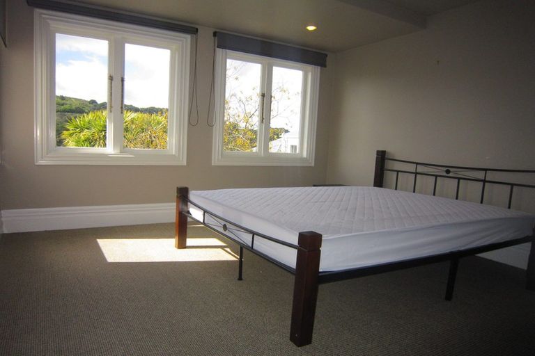 Photo of property in 145 Tasman Street, Mount Cook, Wellington, 6021