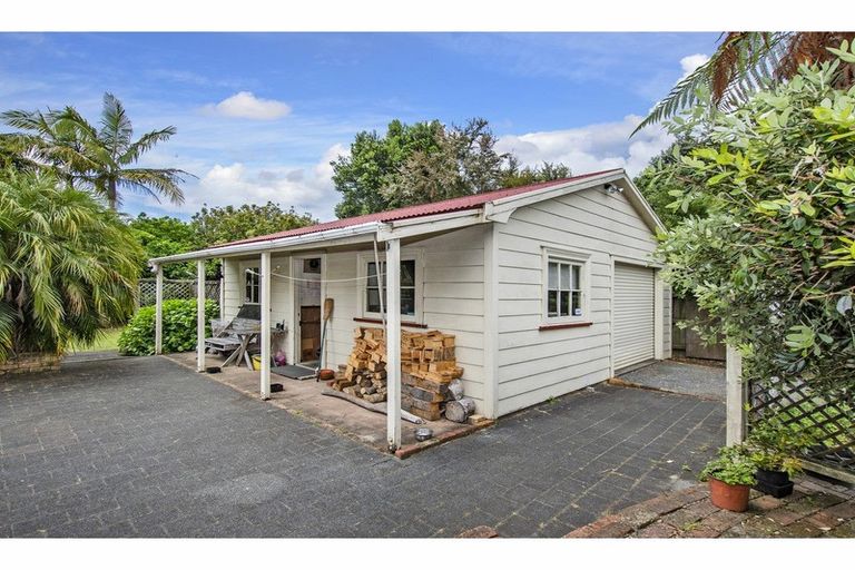 Photo of property in 31 Second Avenue, Avenues, Whangarei, 0110
