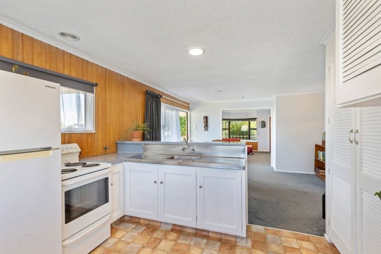 Photo of property in 5 Ihaia Street, Waitara, 4320